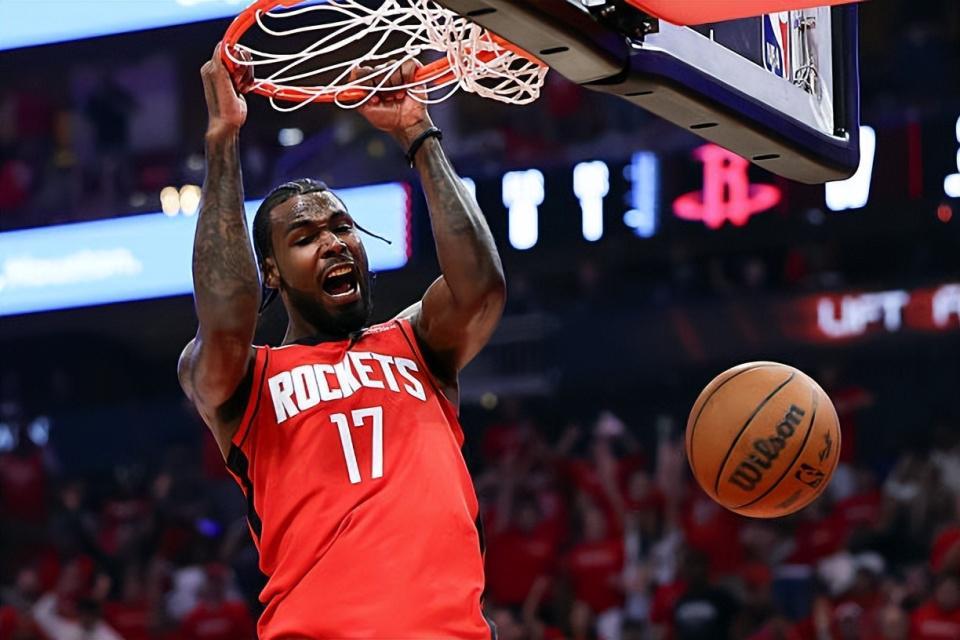 火箭锋线新星：我提升了控球和投篮能力，我比任何时候都更强壮